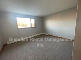 featured image of 2016 Walsh Street East #1