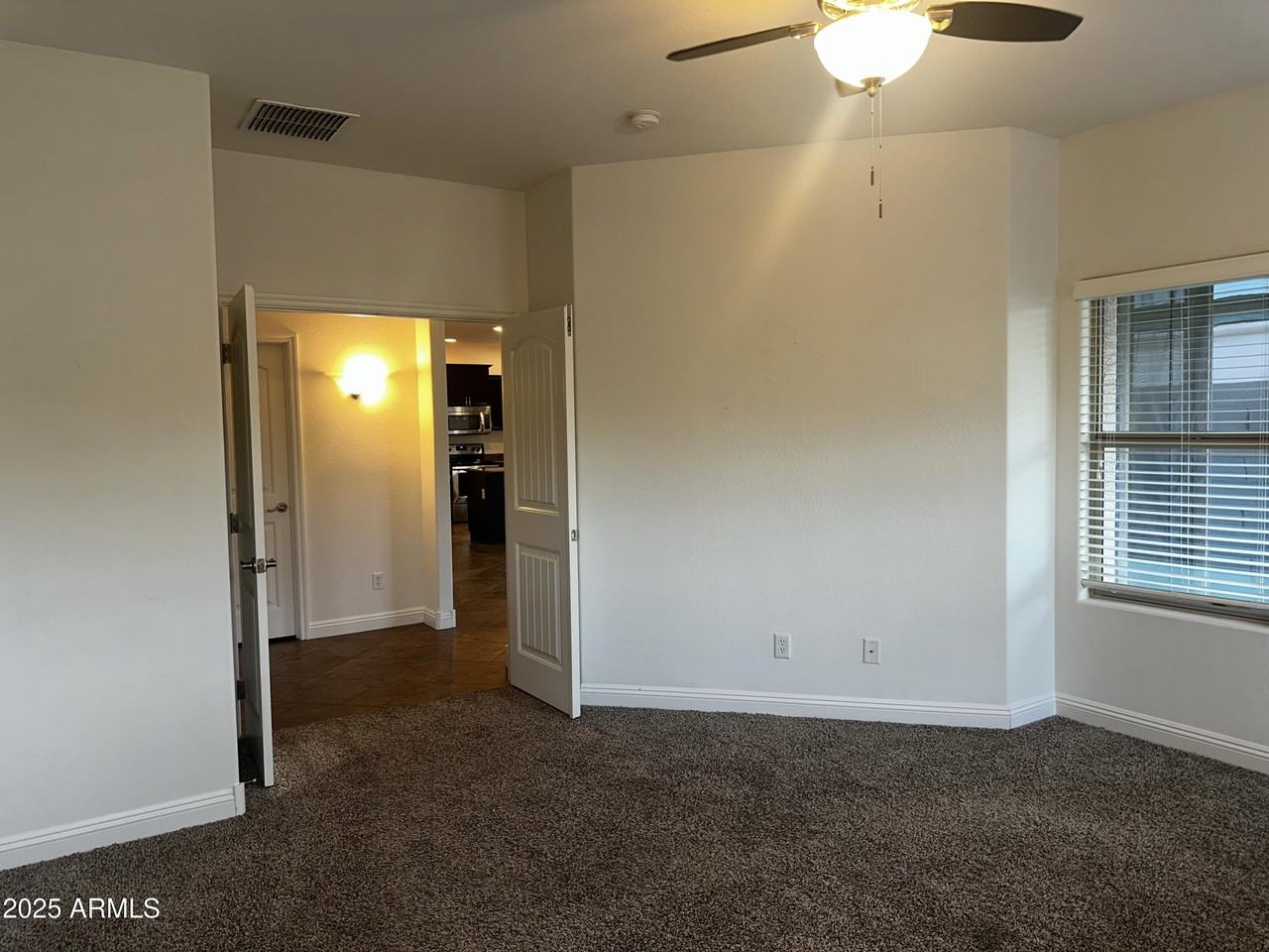 1686 W Paisley Dr - Photo 7 of 21