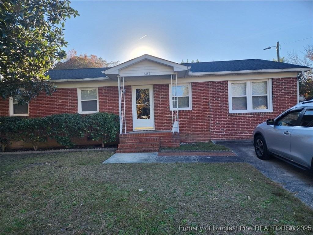 5455 Dodge Ct - Photo 2 of 15