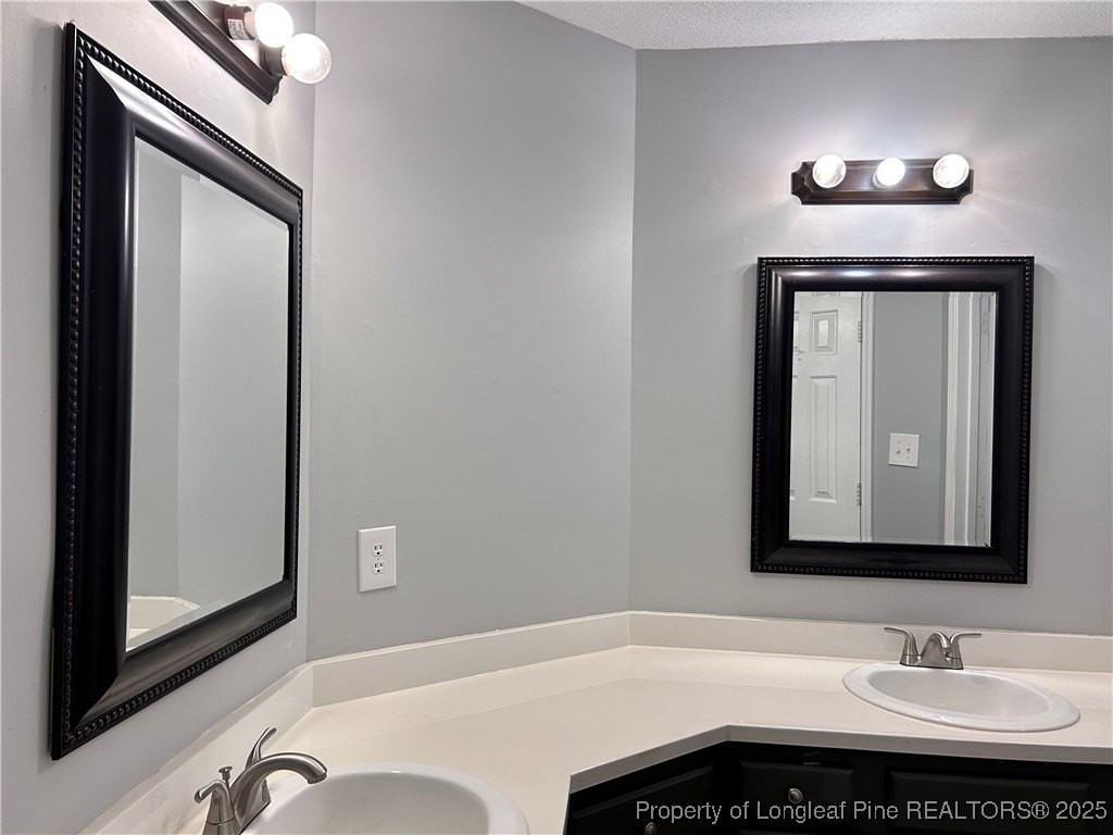 5602 Bimini Pl - Photo 6 of 9