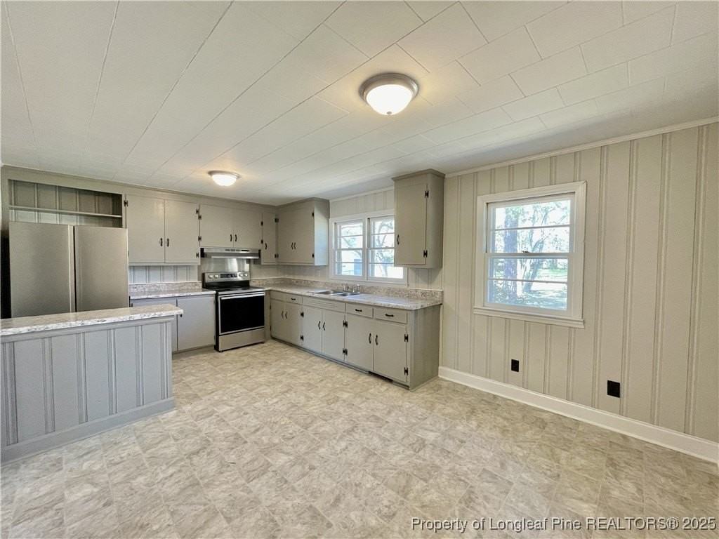 531 E Donaldson Ave - Photo 2 of 16