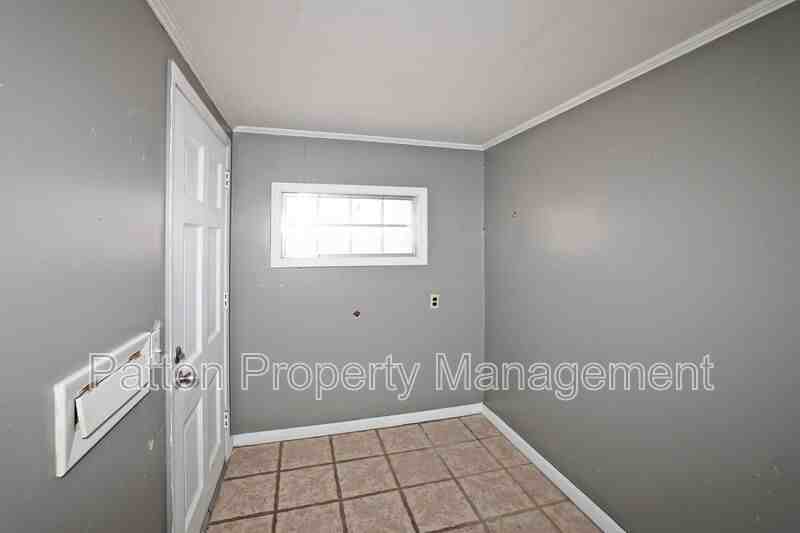 1528 S Lipscomb St - Photo 6 of 24