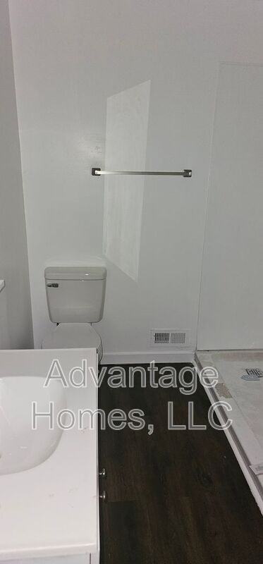 7504 E 112th St - Photo 7 of 28