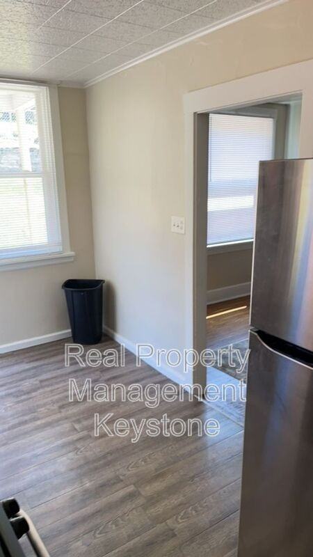 33 Merritt Ave - Photo 5 of 45