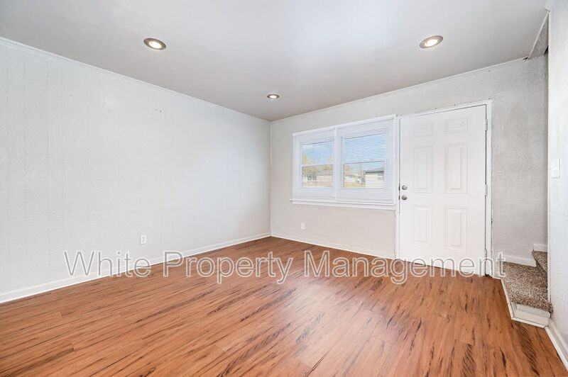 2407 Julia Avenue #3 - Photo 4 of 13