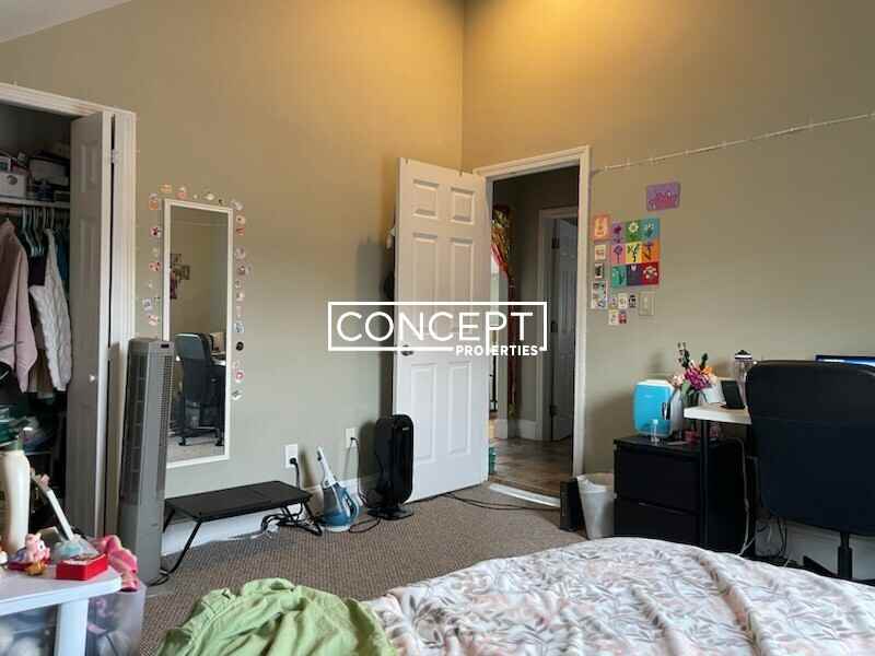 12 Shepherd Ave #1GC - Photo 3 of 17