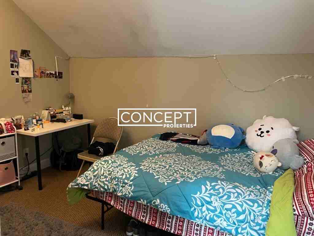 12 Shepherd Ave #1GC - Photo 7 of 17