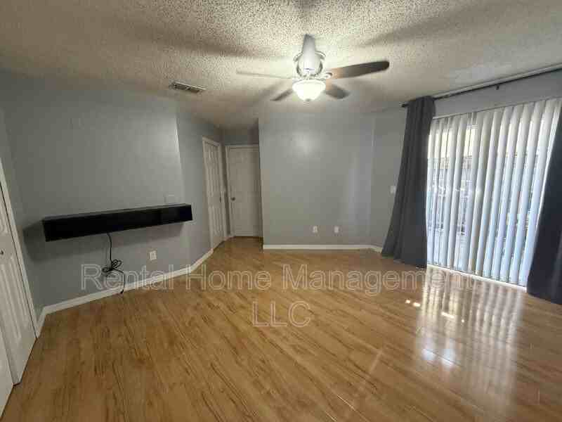 772 Olympic Cir ## H2 - Photo 7 of 13
