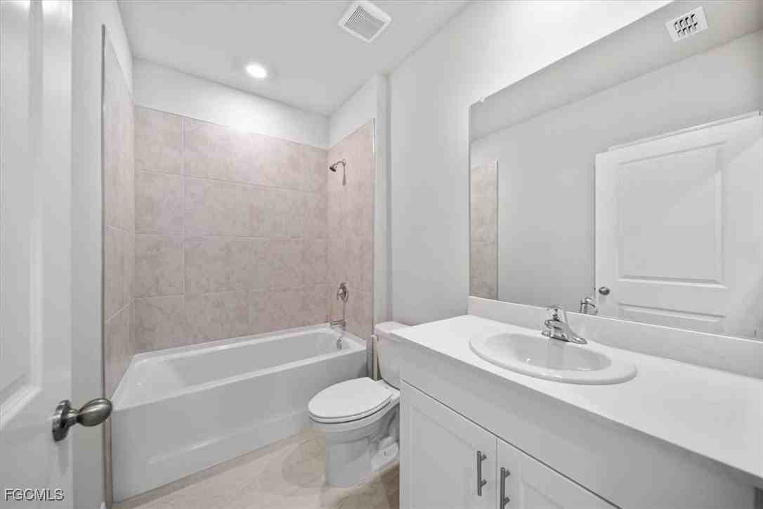 10302 Blooming Blossom Ct Rm 4 #4 - Photo 6 of 9