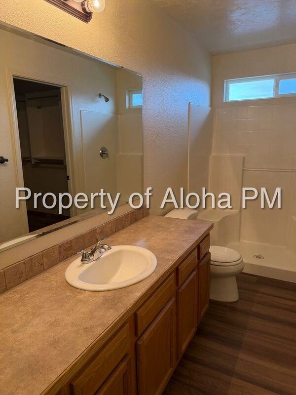 1053 W Pine Ave #3 - Photo 6 of 15