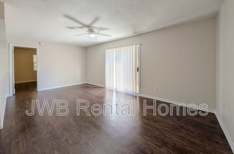 5647 Bryner Dr - Photo 6 of 14