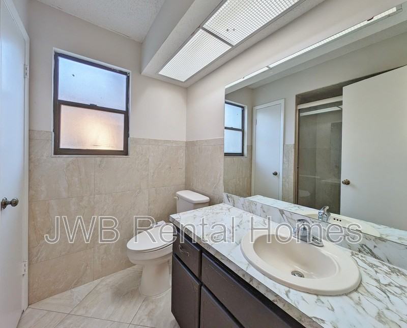 4364 Knottingby Ct - Photo 6 of 13