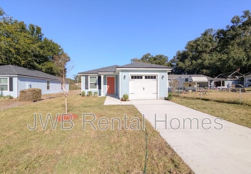 8455 Buttercup Street