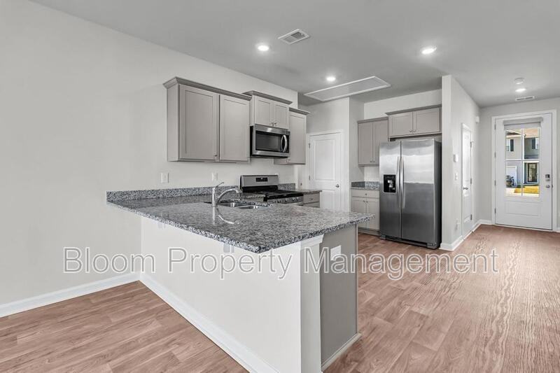 602 Solar Ct - Photo 3 of 44