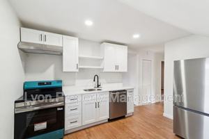 featured image of 23 Slade St