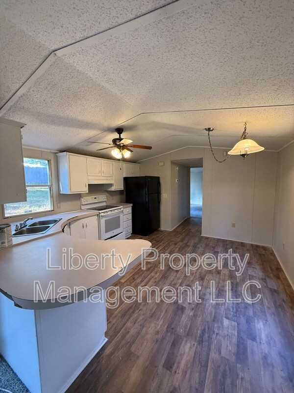 144 New Hope Cir - Photo 3 of 11