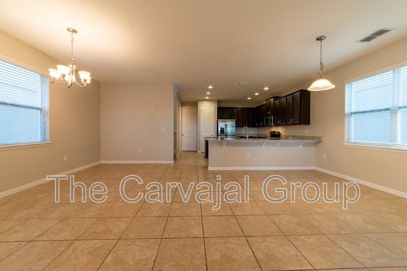 13762 Summer Harbor Ct - Photo 7 of 48