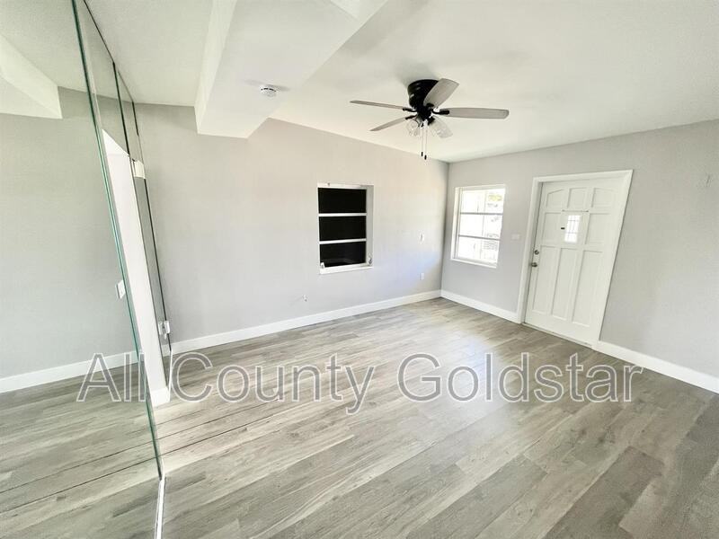 3436 Lucerne Ter - Photo 3 of 10