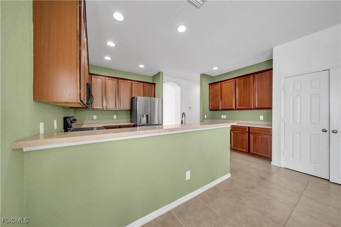 8125 Silver Birch Way - Photo 7 of 40