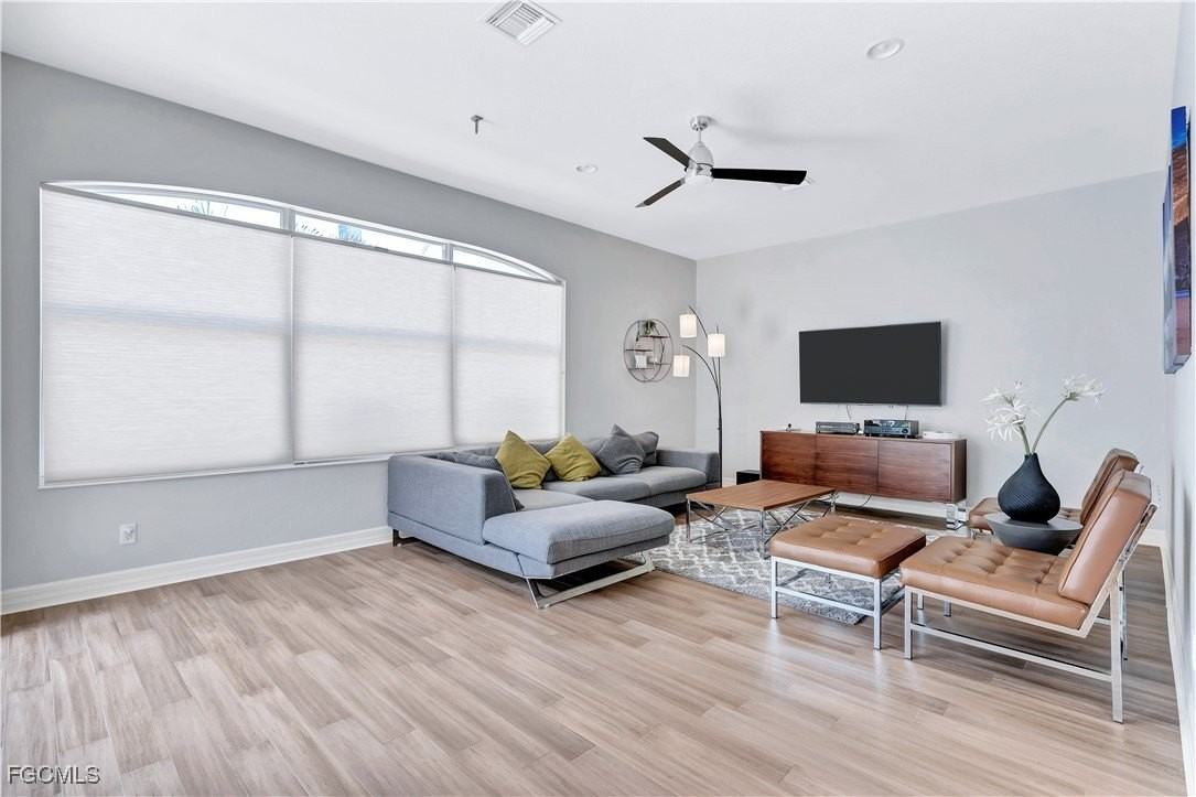 2730 Nw 42nd Pl - Photo 7 of 34