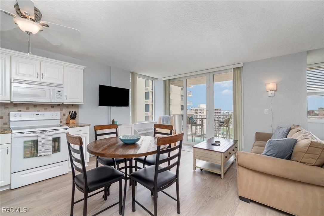 7330 Estero Boulevard #906 - Photo 4 of 18