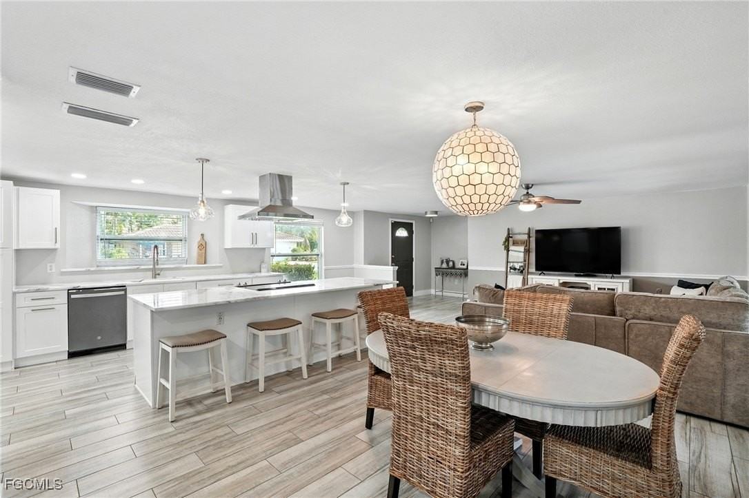 1250 Kasamada Dr - Photo 6 of 41