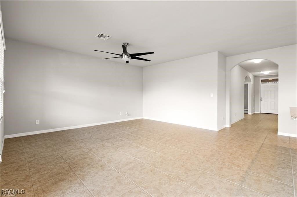 15268 Yellow Wood Dr - Photo 3 of 17