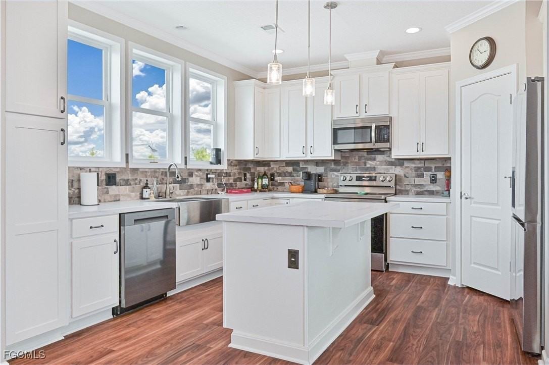 3524 5th Ave - Photo 4 of 26