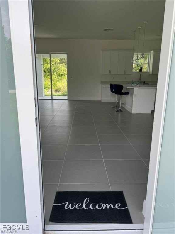 744 Clancy St E - Photo 2 of 14