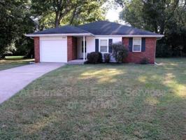 featured image of 522 East Ottowa Court