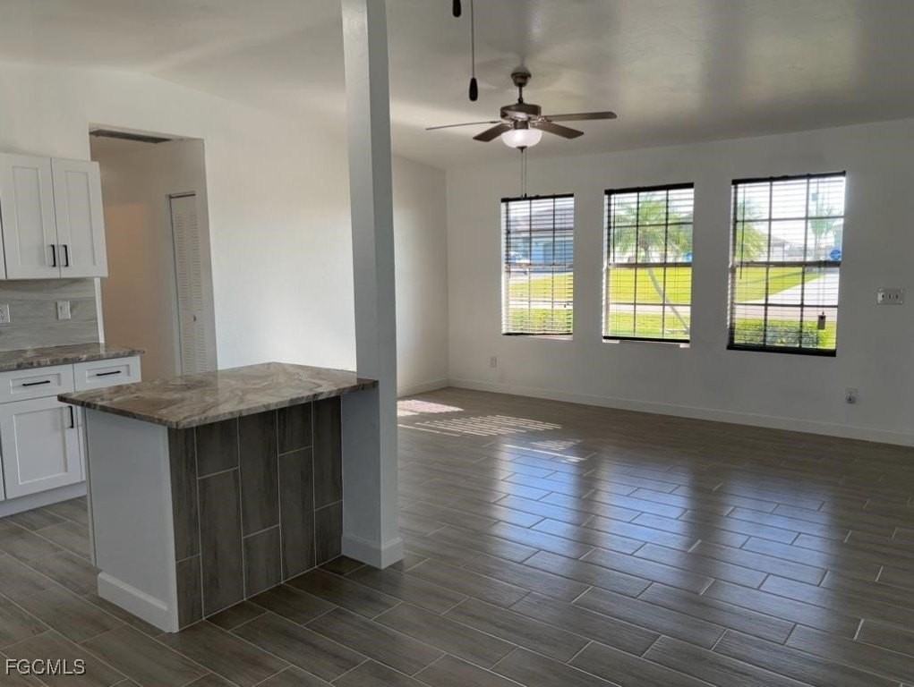 305 Ne 23rd St - Photo 4 of 15