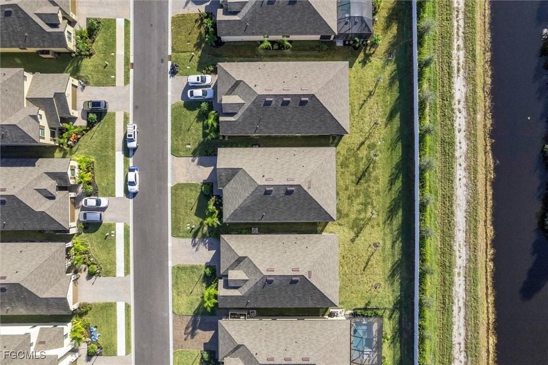 14650 Cantabria Dr - Photo 5 of 34