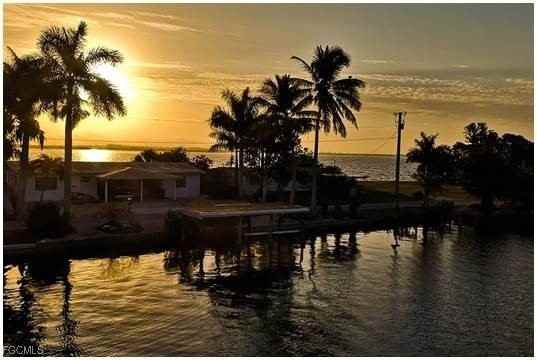 2579 Third Street - Photo 3 of 46