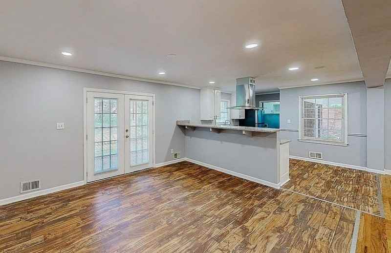 1769 Timothy Dr Sw - Photo 3 of 12