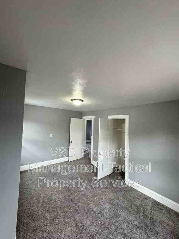 12713 Rexwood Ave - Photo 6 of 29
