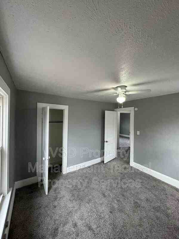 12713 Rexwood Ave - Photo 7 of 29