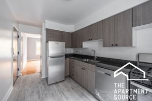 featured image of 6705 North California Avenue #1E