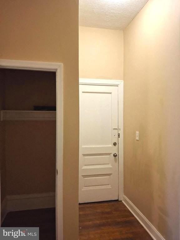 310 S 12th St #1F - Photo 5 of 12