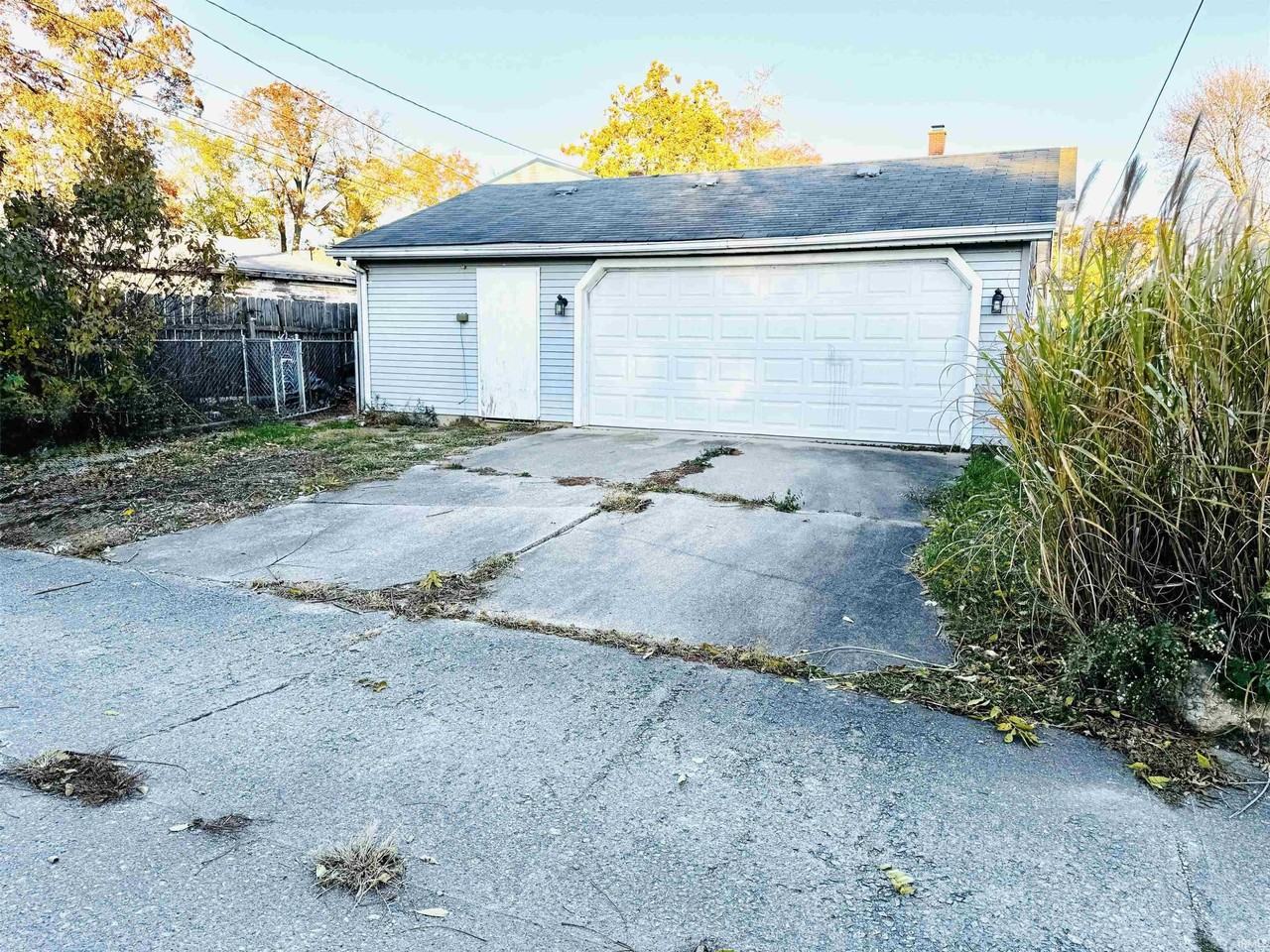 4018 Webster St - Photo 3 of 17