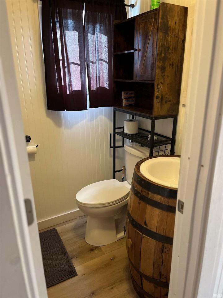 930 W 590 S - Photo 6 of 18