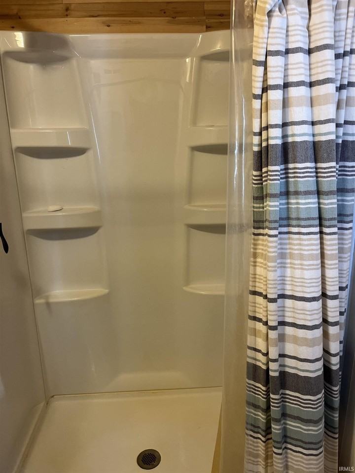 930 W 590 S - Photo 7 of 18