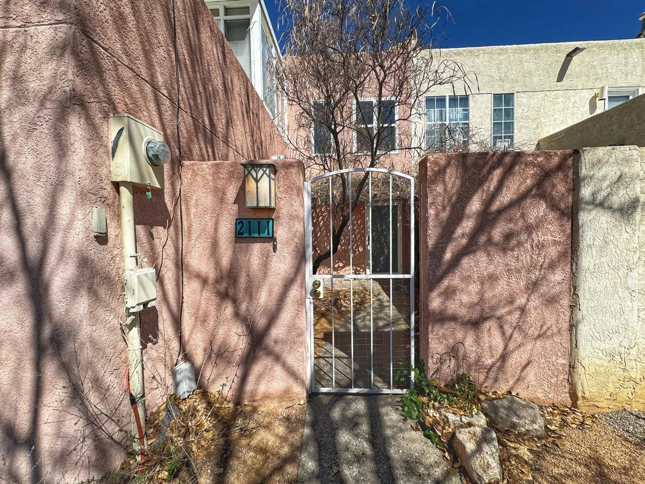 2111 New York Avenue Southwest - Photo 4 of 30