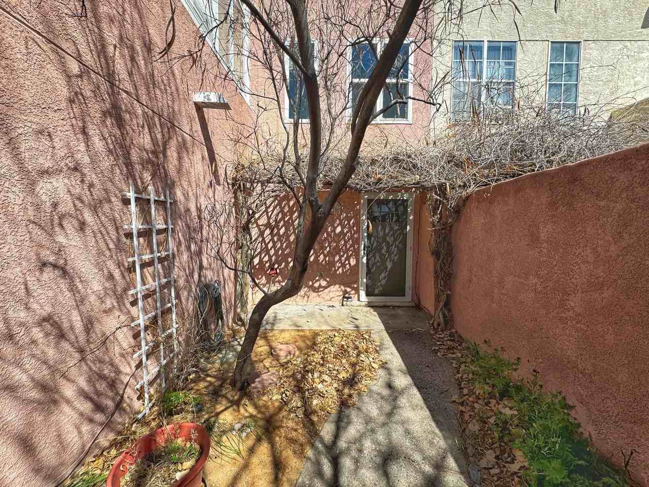 2111 New York Avenue Southwest - Photo 5 of 30