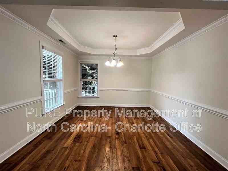 10330 Royal Winchester Dr - Photo 6 of 28