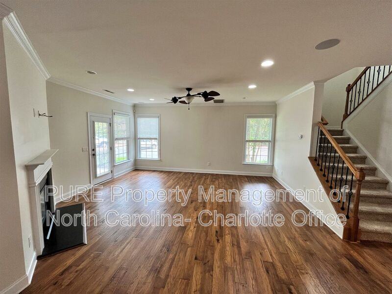 10330 Royal Winchester Dr - Photo 7 of 28