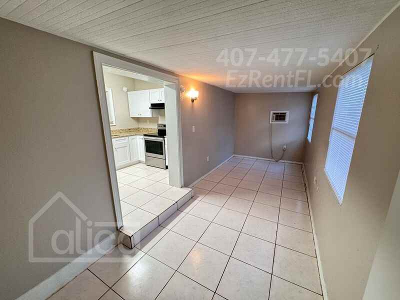 4802 Burgundy Ln - Photo 6 of 15