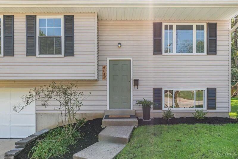 6055 Tridale Ct - Photo 3 of 22