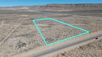 featured image of 4 Acres Horizon Boulevard