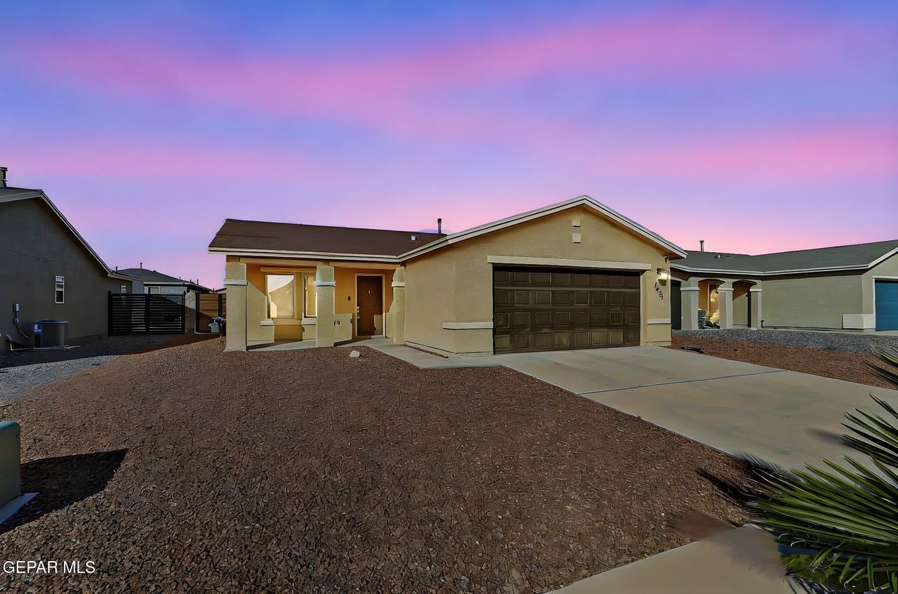 14321 Paraiso Dr - Photo 4 of 25