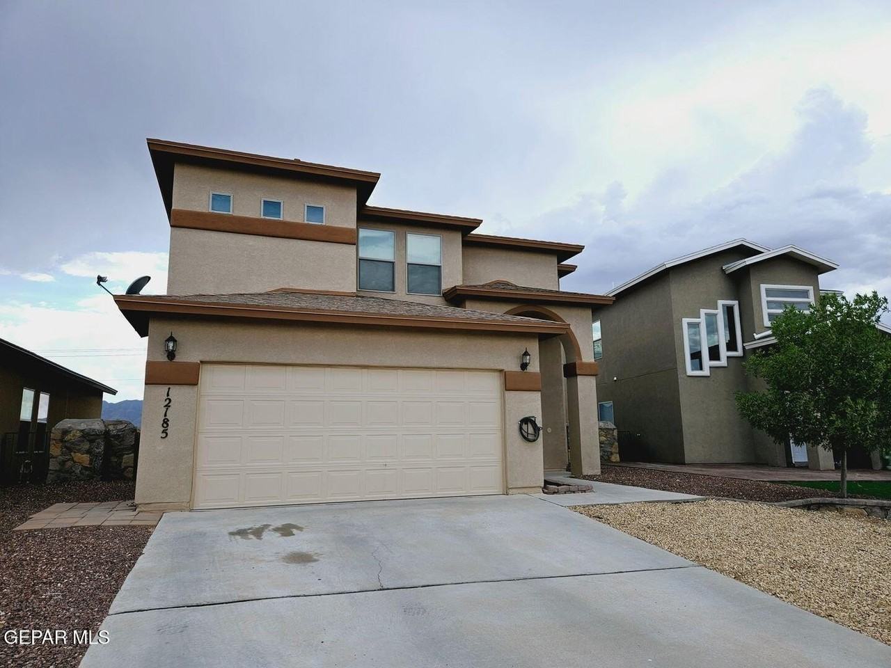 12185 Copper Valley Lane - Photo 2 of 30